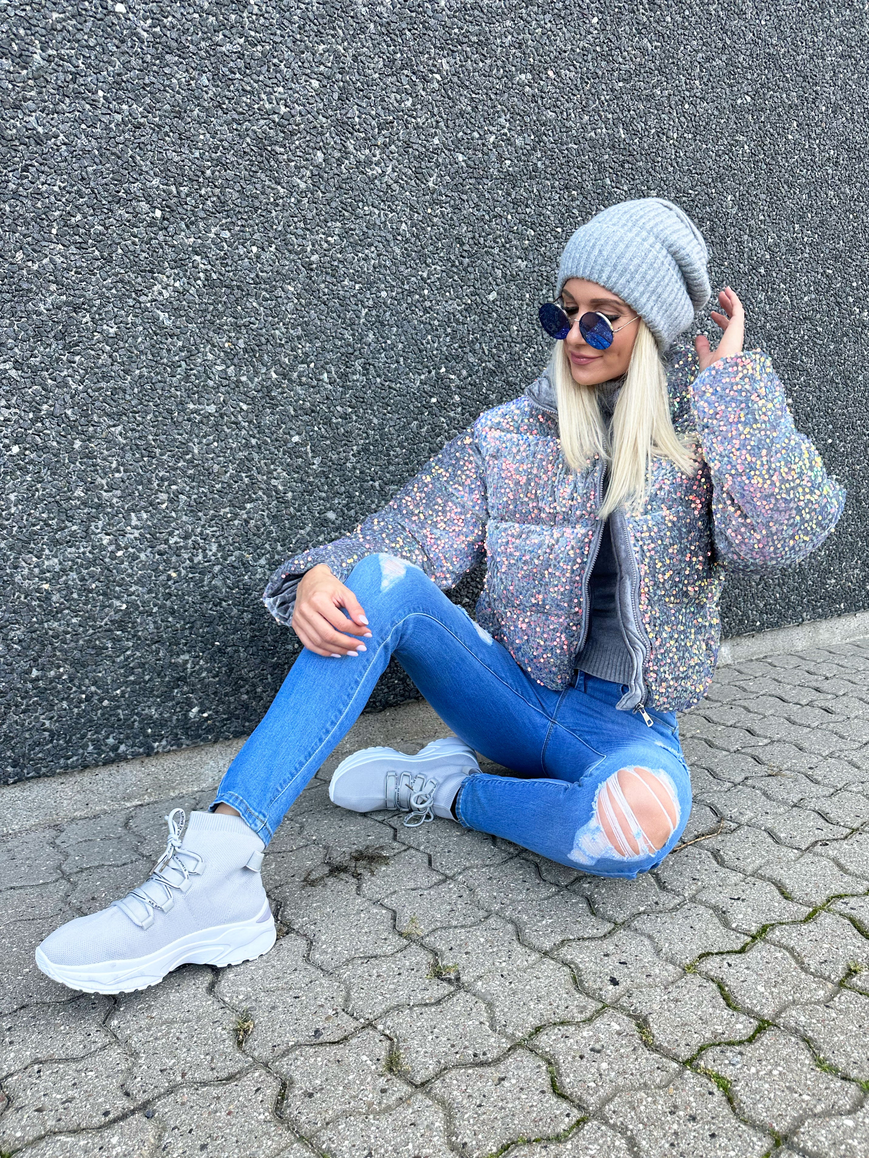 Alena - Kort dynejakke med pailletter